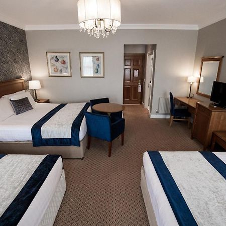 Clanard Court Hotel アシー エクステリア 写真