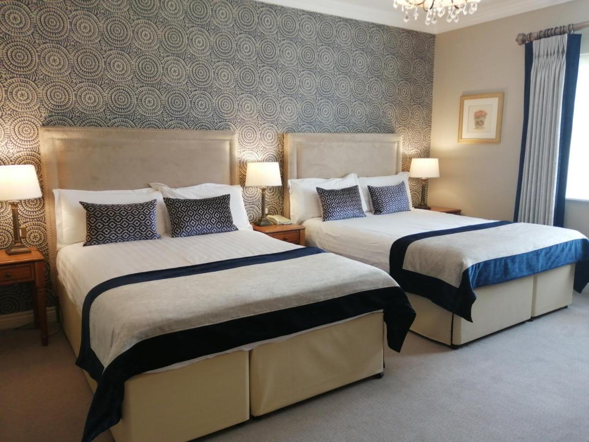 Clanard Court Hotel アシー エクステリア 写真
