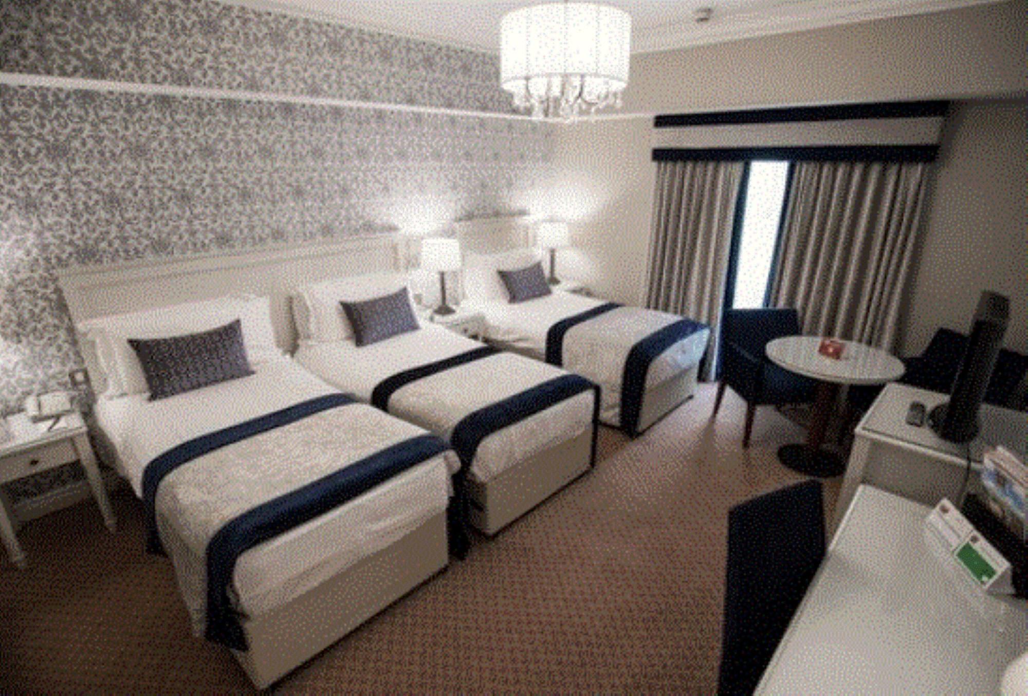Clanard Court Hotel アシー エクステリア 写真